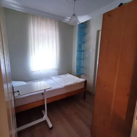 Cheerful 3 Bedroom Summer House 100m To The Beach. 펜션